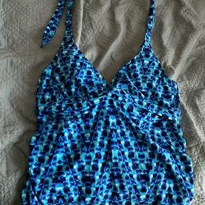 Athleta tankini swim